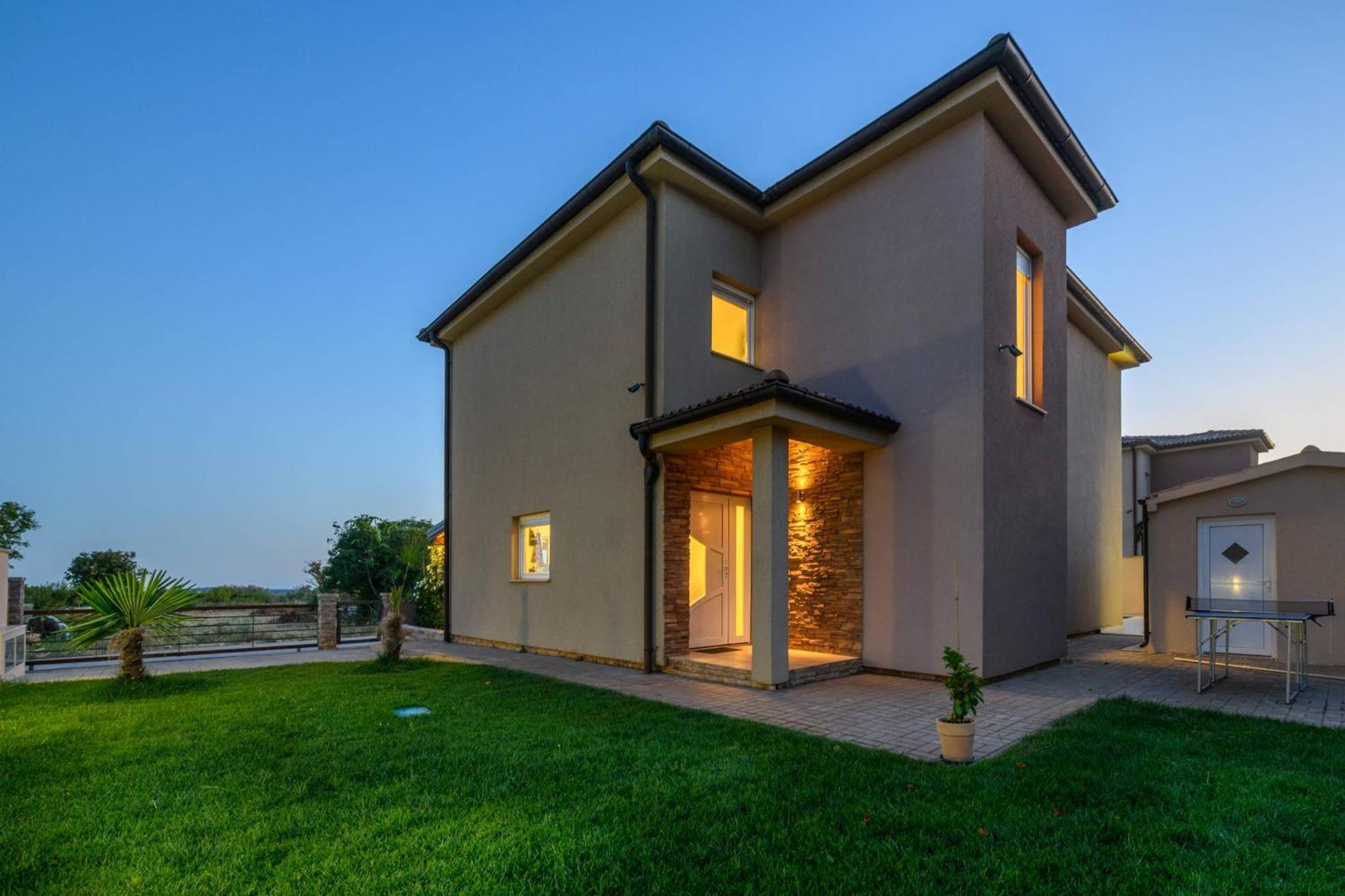 Villa Brionika Mit Pool Воднян Экстерьер фото